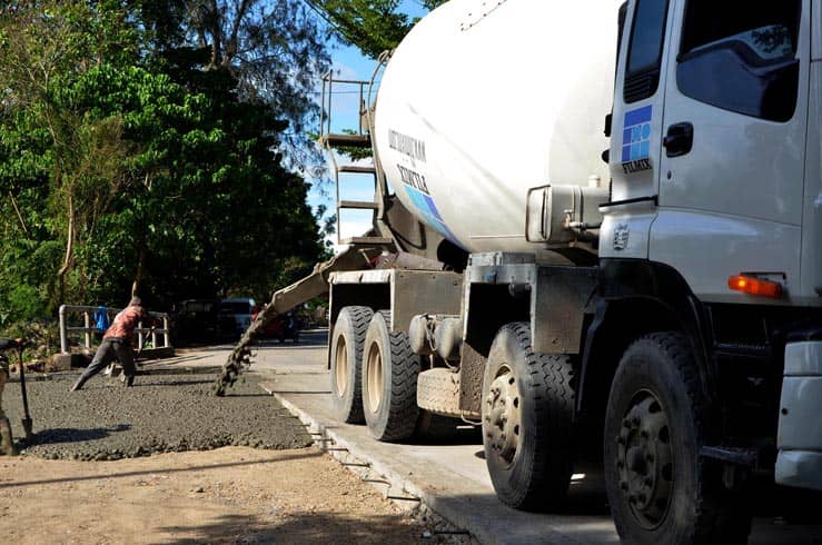 Gensan Roadwork Pouring